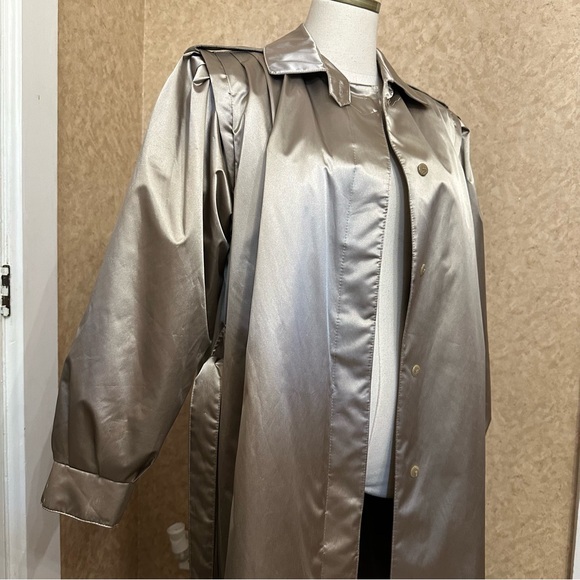 VTG 80s Metallic Champagne Tone Trench Coat - Picture 4 of 14